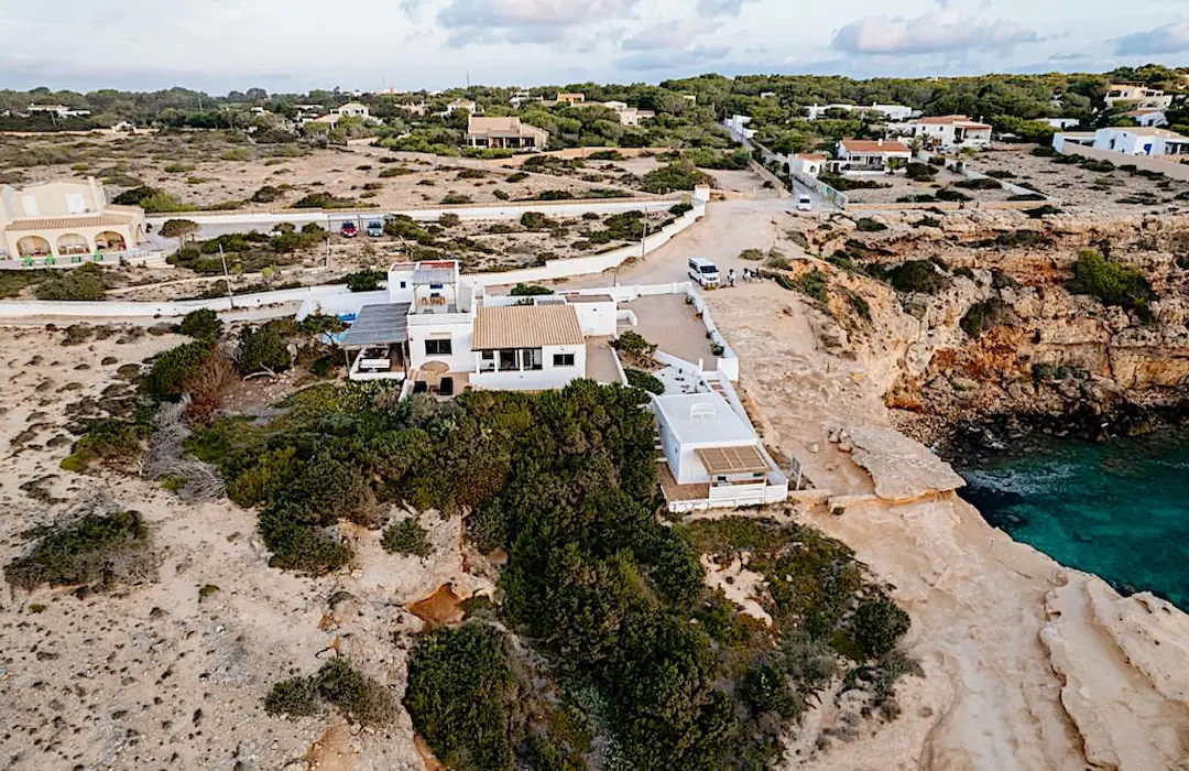Gallery exterior11