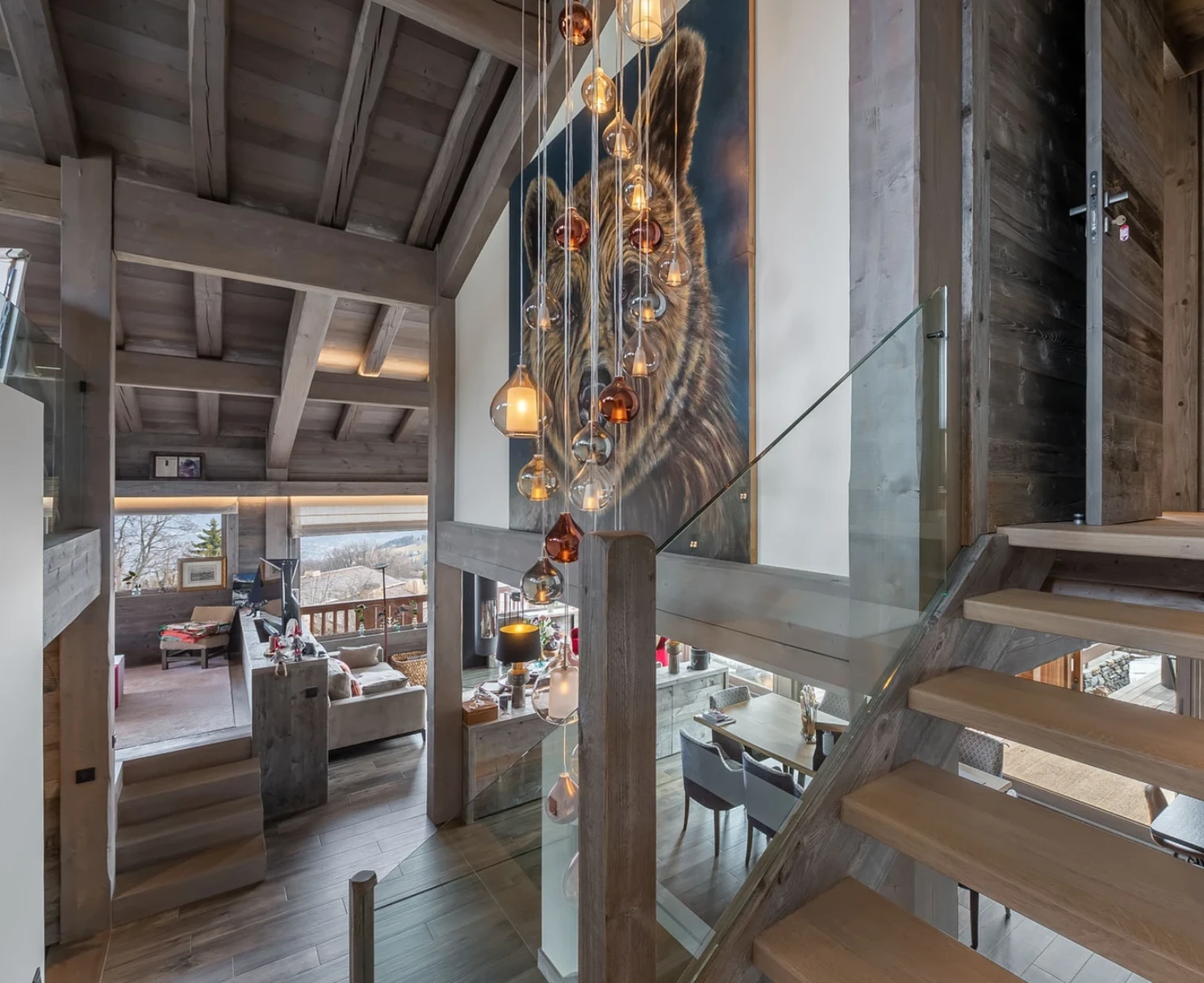 Gallery common5